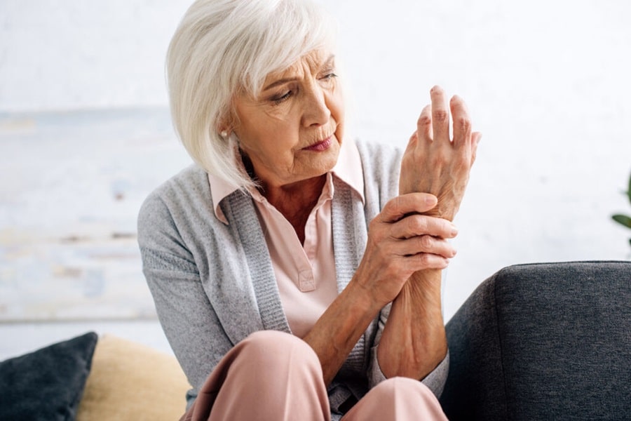 Battling Arthritis? Try These 8 Life-Changing Exercises